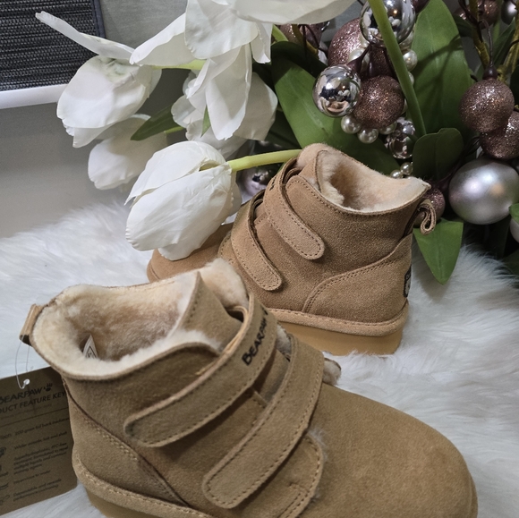 BearPaw Retro Larisa Iced Coffee Youth Unisex Suede BootieSize1 New - Picture 5 of 6